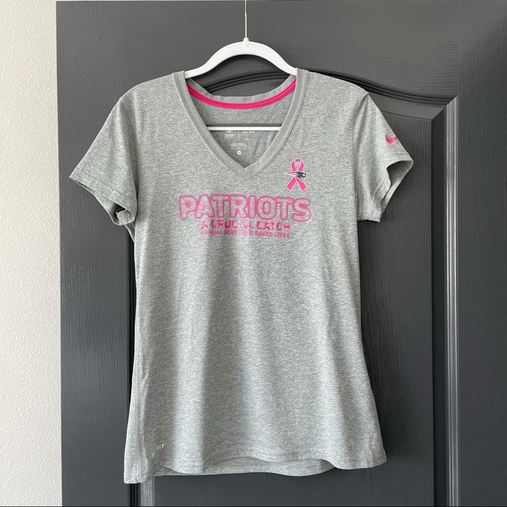 Women's Nike Dri-Fit Patriots Crucial Catch Shirt